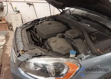 2017 Volvo Xc60 T5 z USA, uszkodzony, nr VIN YV440MDJ9H2084876